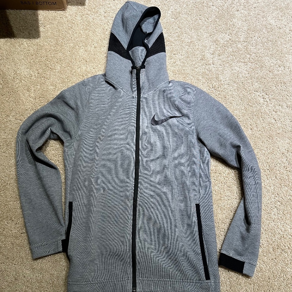 Nike athletic jacket (Mens SMALL/Youth XL)